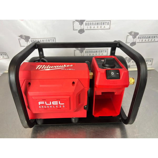 Compresor Inalambrico Milwaukee M18 Fuel 2840-20 Silencioso Rojo 0 Monofásica