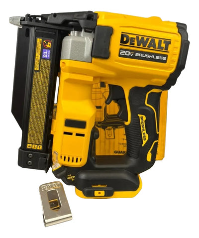 Dewalt Clavadora Inalámbrica 20v Calibre 23 Dcn623b
