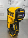 Dewalt Clavadora Inalámbrica 20v Calibre 23 Dcn623b